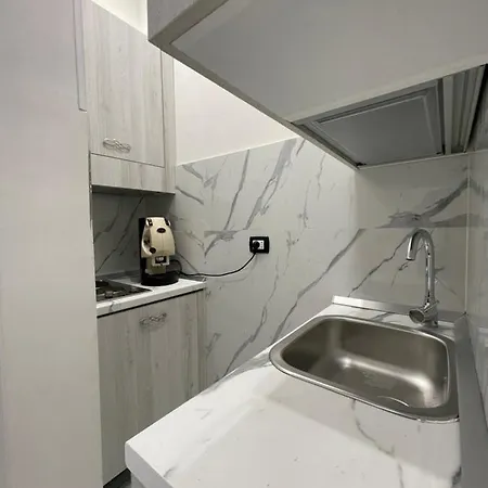 Rosa Luxury * Naples